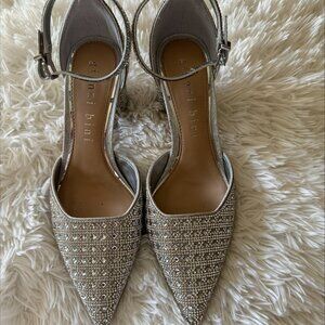 Gianni Bini Silver Rhinestone Shoes - Excellent condition